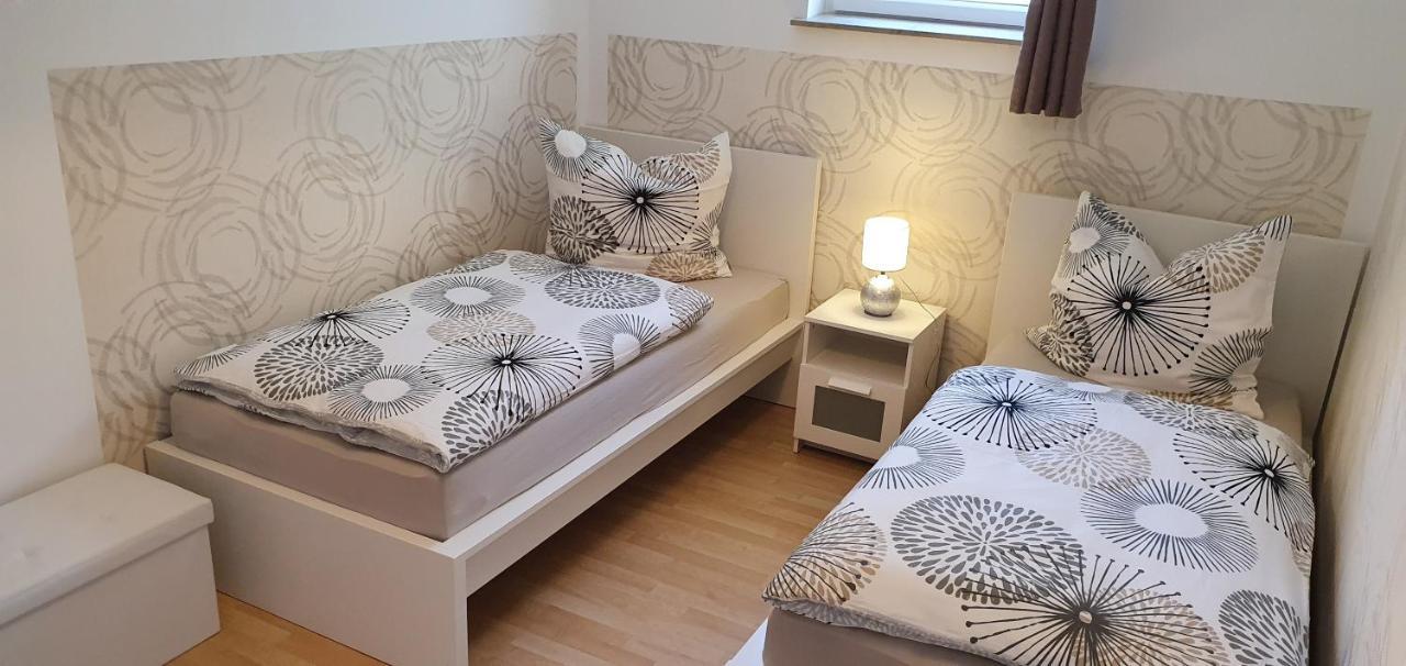 Moderne Ferienwohnung Mit Eigenem Garten Und Traumhaften Blick Wilhelmsthal 外观 照片